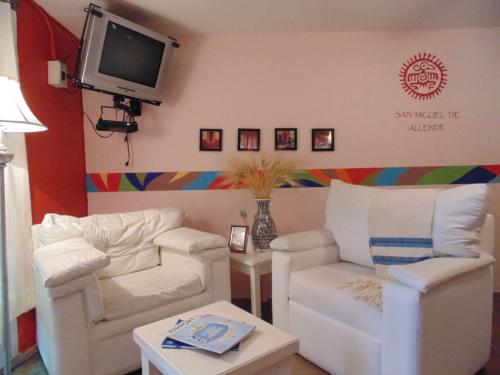 Habitación amueblada con servicios incluidos FACTUREMOS TU HOSPEDAJE