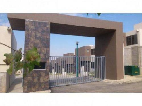 casa nueva en fraccionamiento lago residencial