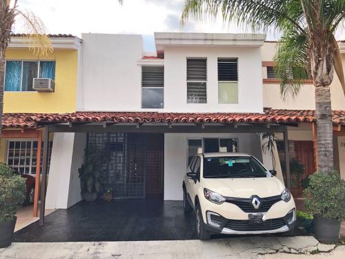 Casa Venta/ Parque de la Castellana/ Zapopan