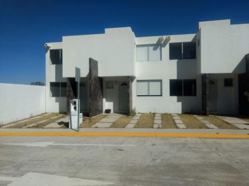 CASA EN RESIDENCIAL