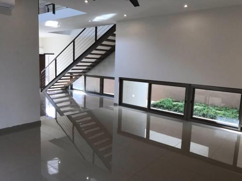 Casa En Renta En El Manantial, Zona Sur 
