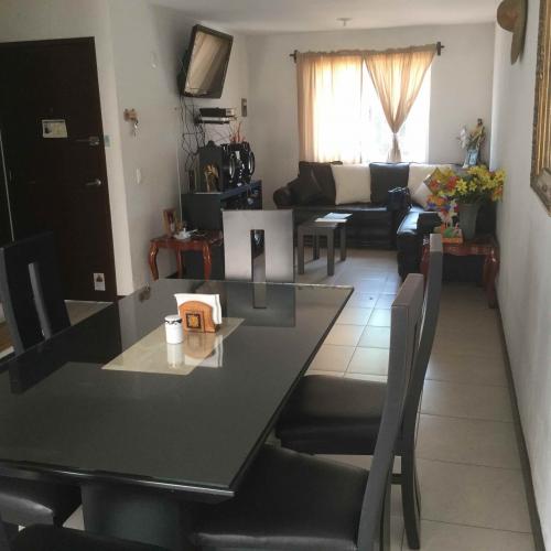 Casa en Coto con vigilancia