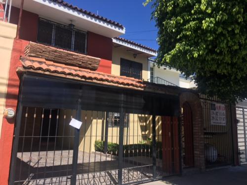 LEON TOLSTOY #5322     JARDINES UNIVERSIDAD