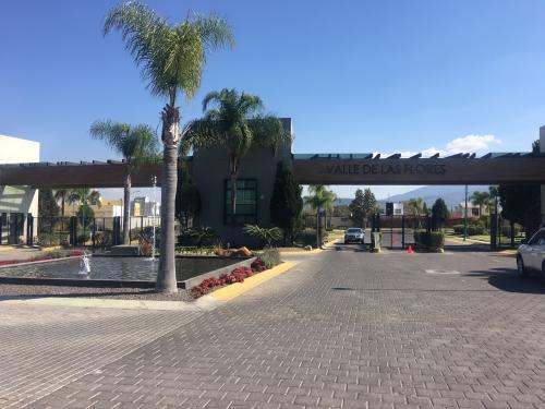 LOTE  #63 Y #64 MANZANA #3 VALLE DE LOS GIRASOLES SUR VALLE DE LAS FLORES