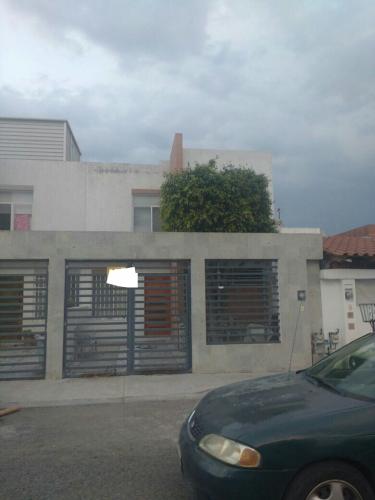 Casa en renta. Santuarios del Pueblito