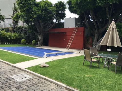 casa en privada cananea en condominio con alberca.vig 24 hrs.