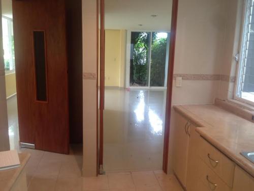 Hermosa propiedad en renta ubicada dentro del fracc.villa internacional de tenis