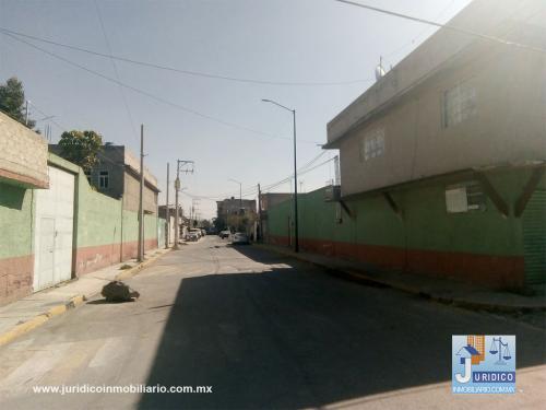 SE VENDE CASA CON DEPARTAMENTO EN CHALCO