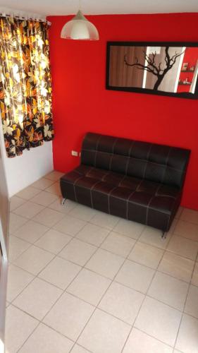 CASA EN VENTA DE 2 HABITACIONES VILLA LOS CLAUSTROS
