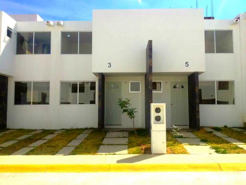 CASA EN ZONA RESIDENCIAL 3 RECAMARAS