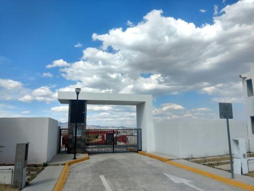 Ven y compra tu casa YA!!!!!