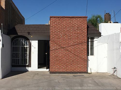 RENTO CASA 3 RECAMARAS EN PARRAS