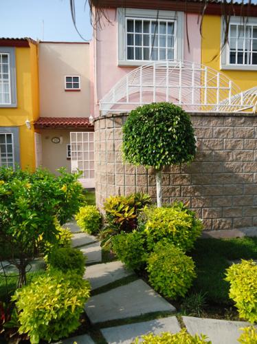 Magnífica casa en fraccionamiento Tezoyuca Morelos