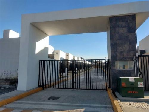 NO RENTES MAS, Y COMPRA TU CASA EN LAGO RESIDENCIAL