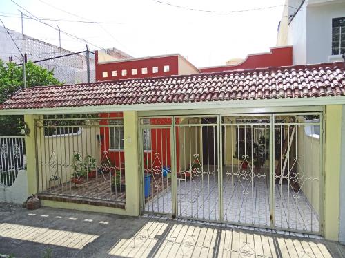 Casa Venta / Colinas de la Normal / Guadalajara 