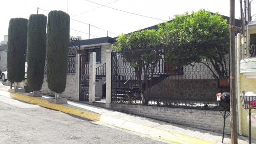 Hermosa y Muy Amplia Casa en Residencial El Dorado Te E