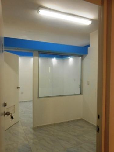 RENTO OFICINA ZONA LOMA GRANDE 2707-302-B EXCELENTE UBICA