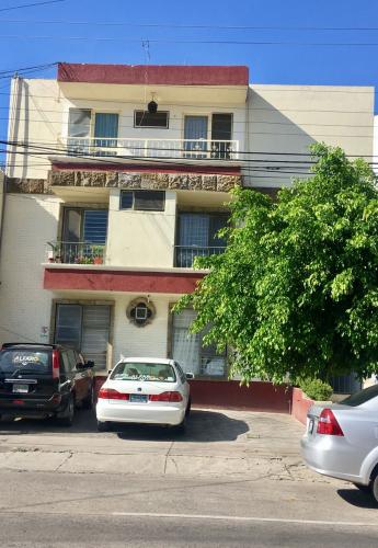 AV. JESUS  GARCIA #2823-5     PRADOS PROVIDENCIA