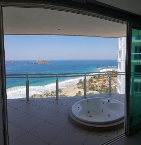 Departamento Venta,Bay View Grand Marina Ixtapa