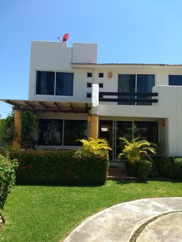 Casa en Acapulco, a la entrada de la Zona Diamante