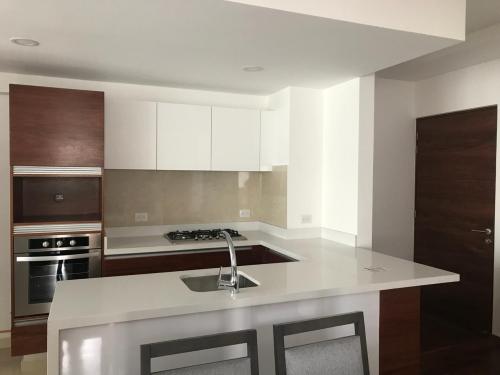 Departamento en Renta City Towers Park Grand, Alberca, Gimnasio