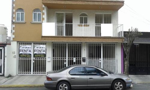 Planta Baja con Luz, Bien Ubicado a Dos Minutos Periférico, L. Bulevares Tlalne
