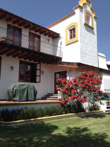 Club de Golf Hda. Atizapan Residencia Hermoso Estilo Contemporáneo