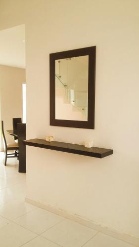 CASA AMUEBLADA PARA EJECUTIVOS, MAGNIFICAS CONDICIONES