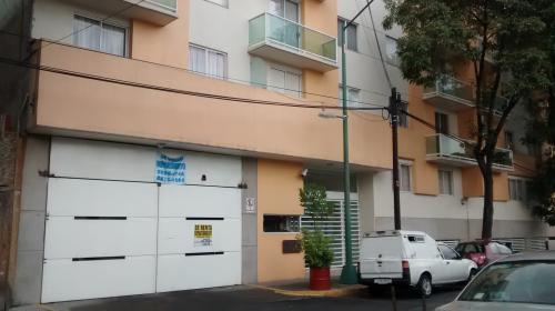 Renta de bonito departamento en calle San Borja, Col. Independencia