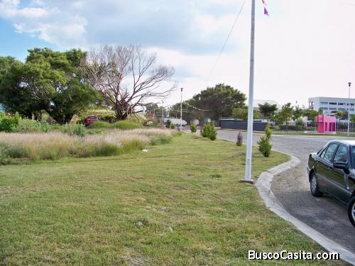 Unico Terreno de 2 has ideal para Escuela espaldas TEC