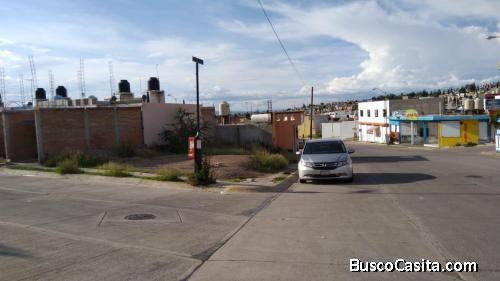 La Firma Real State Vende Terreno Comercial en Esquina en Villa Dorada al Norte