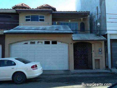 ¡Espaciosa casa en Zona Centro!