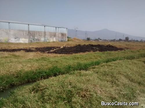 Terrenazo de 1,200 metros por el Vergel 