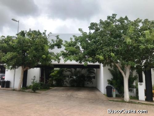 Bonita Casa en Privada en Altabrisa