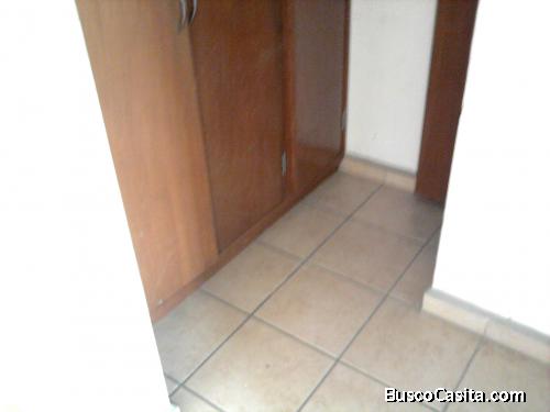 Renta de oficina en Plaza Jurica