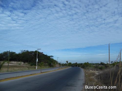 VENDO TERRENO CERCA DE LA UMA EN PTO. VALLARTA, JAL.