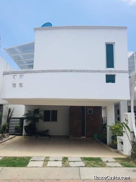 VENTA DE CASA EN FRACC SITIO DEL SOL EN CUAUTLA