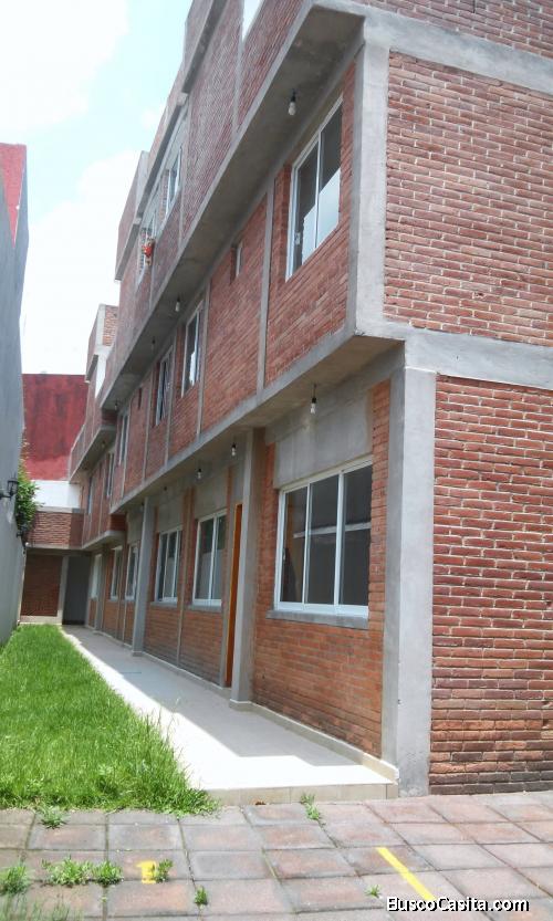 Se Renta casa en Condominio Horizontal, sólo 3 casas, Nueva 