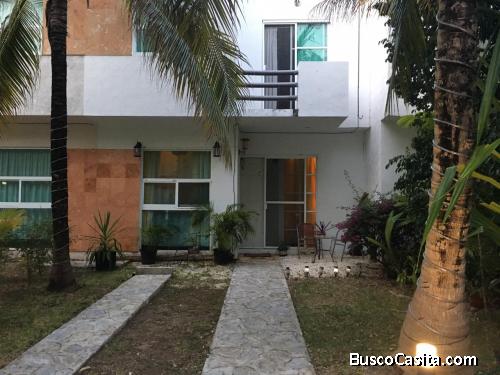 Se renta  casa en playa del sol 