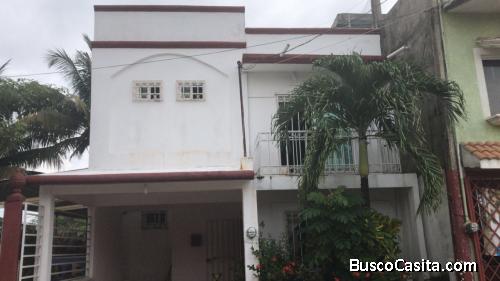 Casa en contacto con  la naturaleza a 10 minutos del centro