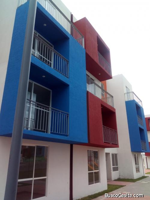 Amplio departamento en privada pequeña, Zumpango