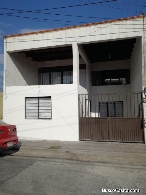 CASA EN RENTA AMUEBLADA JARDINES DE ORIENTE (EXCELENTE UBICACIÓN)