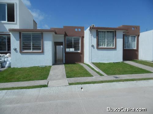 VENTA DE CASAS Y DEPARTAMENTOS NUEVOS EN FRACCIONAMIENTO LA CALMA, COL. IXTAPA.