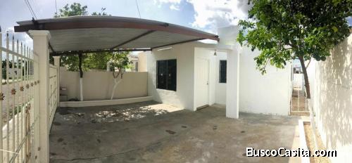 COMODA CASA EN VENTA EN AMPLIACIÓN JUAN PABLO II