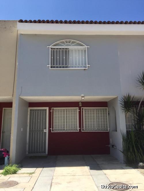 Casa en Renta en Condominio Los Tules