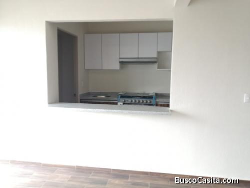 Departamento en renta en Bosque Real Calle Privada de la Cañada.