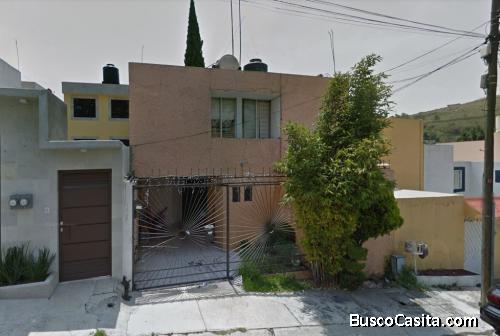 BONITA CASA DE 2 PLANTAS FRACC LOMAS VERDES 5 SECC REMATE BANCARIO