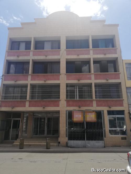 01203 SE VENDE EDIFICIO EN ZARAGOZA.