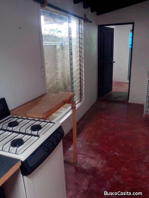 RENTO CASA EN VALLE DE BRAVO