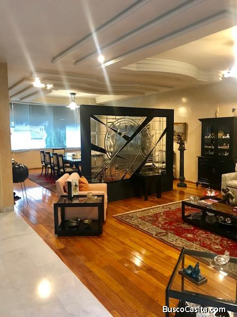 Amplia casa en venta Lomas de Tecamachalco